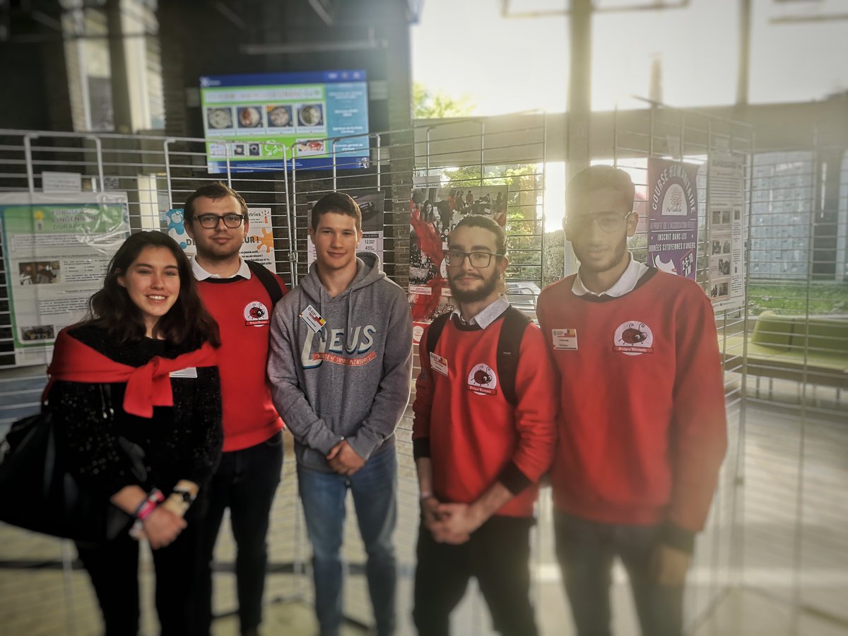 #AujourdhuiàPrépaRémois le nouveau et l'ancien bureau sont allés à la rencontre d'autres étudiants engagés dans le domaine social et solidaire à <a href="/Polytechnique/">École polytechnique</a> dans le cadre du #ColloqueCGE