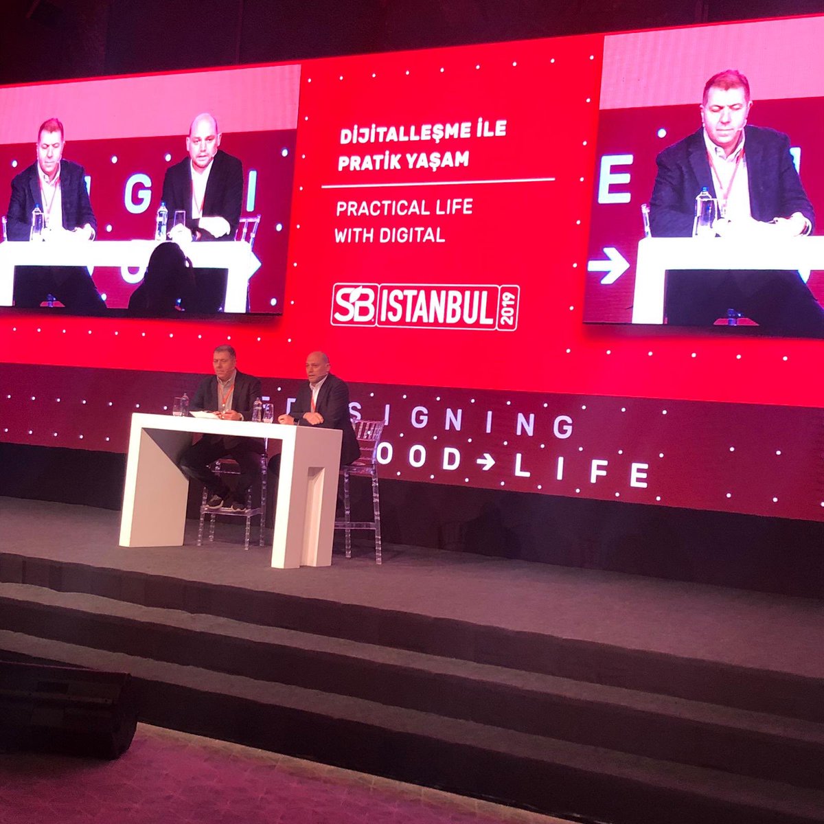 Dijitalleşme İle Pratik Yaşam’ı Doğuş Yayın Grubu Dijital Medya Kıdemli Direktör Can Birsay ve NTV Dijital Direktör Levent Ertem anlatıyor. Sustainable Brands tüm hızıyla devam ediyor.