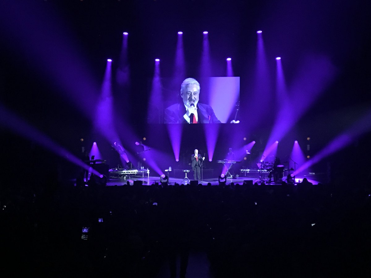 deltaliveonline's tweet photo. A few shots from a great show we did recently @eventimapollo for SJ @dmxproductions. To create this experience we used #SD5 at #FoH, #SD12 on #Mons & #AxientDigital & #PSM900 wireless tech #deltalive #becauseexperiencematters #live #show #liveevents #eventimapollo #music #london https://t.co/Z8f3hg8t53