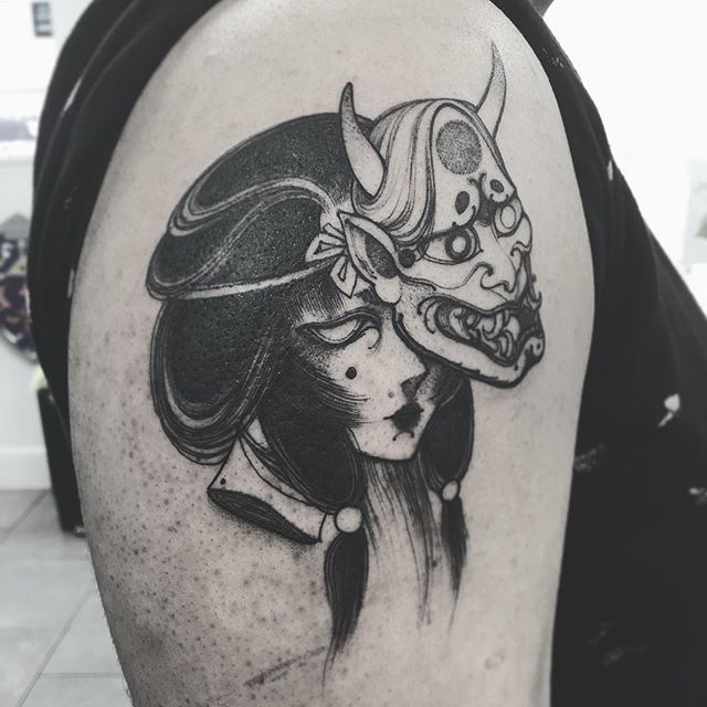 From yesterday, Thankyou Aleffe 👹🖤 // for booking inquiries please DM or Email
-
-
-
#bournemouthtattoo #tattoo #tattooapprentice #tattooapprenticeuk #darkart #darkartists #apprenticetattoo #bournemouth #lineart #traditionalart #uktattooapprentice #ukartist #cheyennehawkpen …
