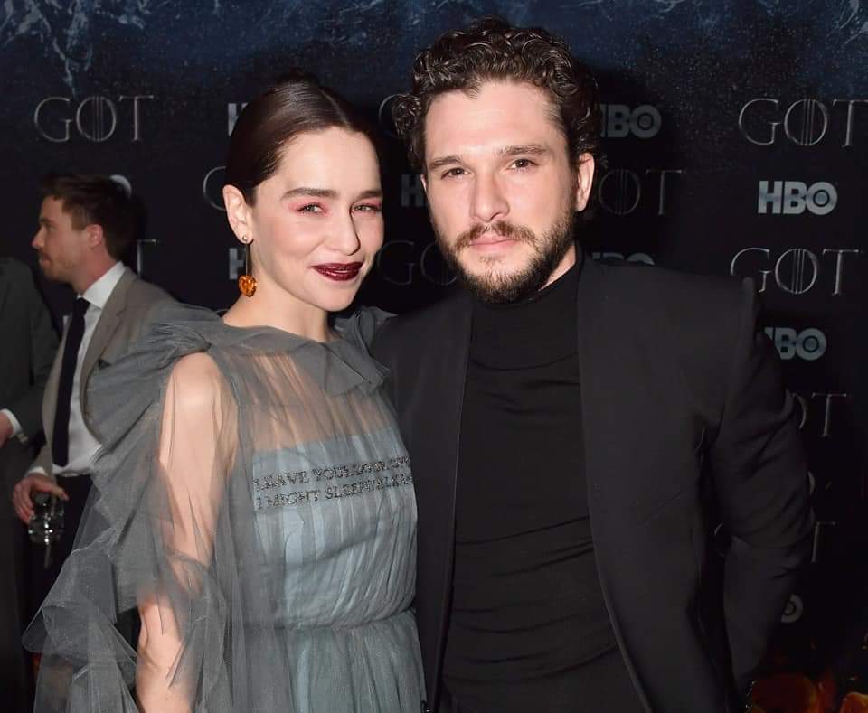 Thrones Updates tweet media