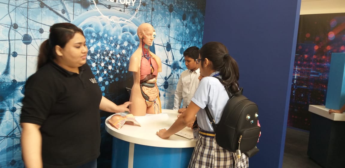 JssSchool's tweet image. Students of grade 8 visited 'science Factory' wafi mall, Dubai on 3rd and 4th April 2019.They had a great time experimenting and engaging themselves in the activities based on the science concepts. 
#ScienceFactory #Science #khda