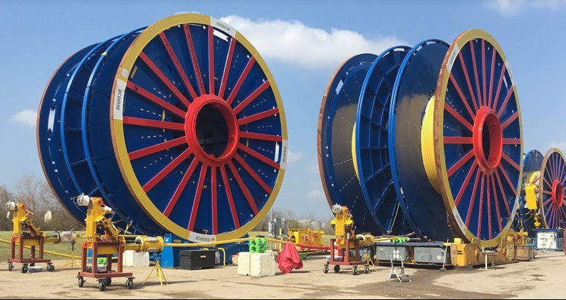TechnipFMC's tweet photo. Congratulations to @Total and to our teams involved in the start-up of production on Kaombo Sul, the 2nd Floating Production Storage and Offloading (FPSO) unit of the #Kaombo project, the biggest deep offshore development in #Angola https://t.co/DPQX1Vx6DE