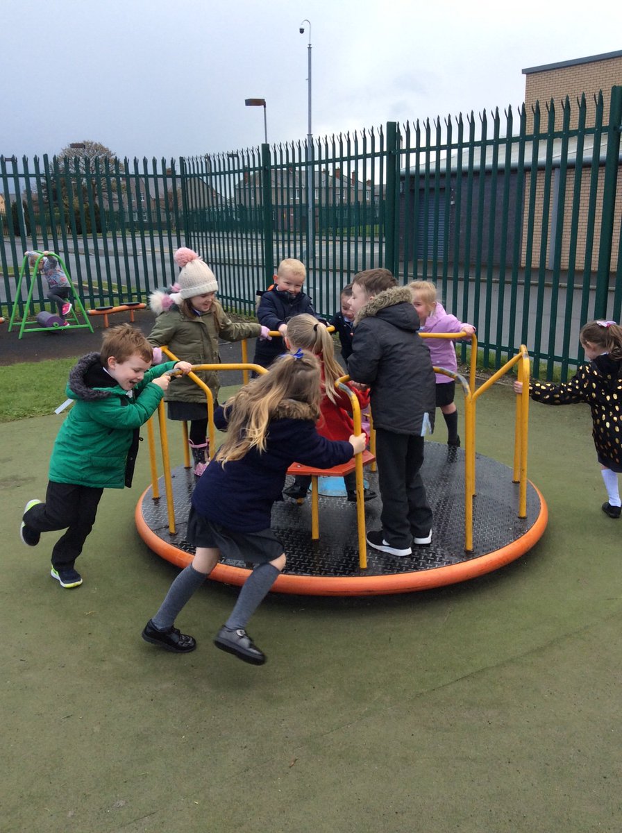 EYJesmondG's tweet photo. Fun at the park! #wewenttothepark #parkfun https://t.co/lG11M0nCXq