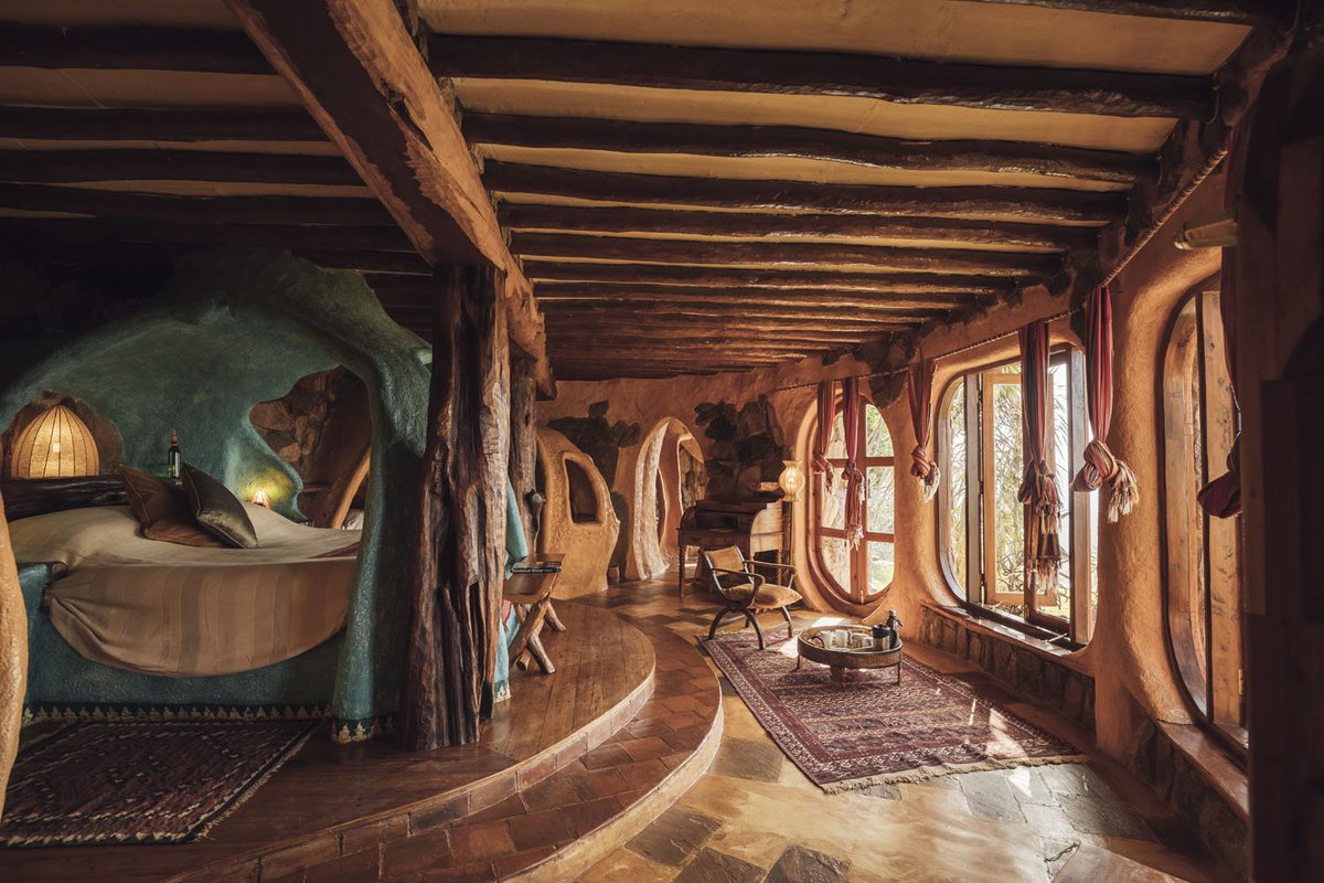 BrightwaysT's tweet photo. #Magicalkenya  #TembeaKenya #Kenya #Laikipia OL MALO HOUSE is an exclusive 6 bedroom house ideal for accommodating groups or families 

To Book Call/whatsapp +254729260895 https://t.co/SEgxGfBjbj