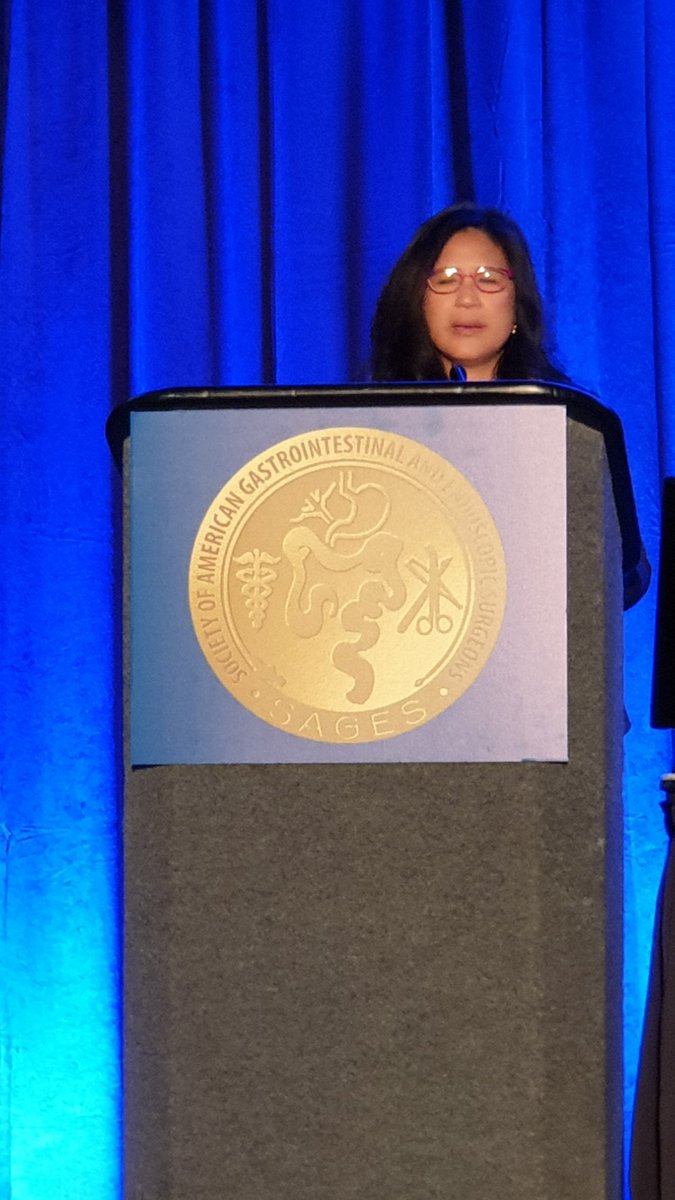 Neil_J_Smart's tweet photo. Great talk on incisional hernia prevention by @AdralesG #SAGES2019 @AmericasHernia https://t.co/BuJ7cEVMfv