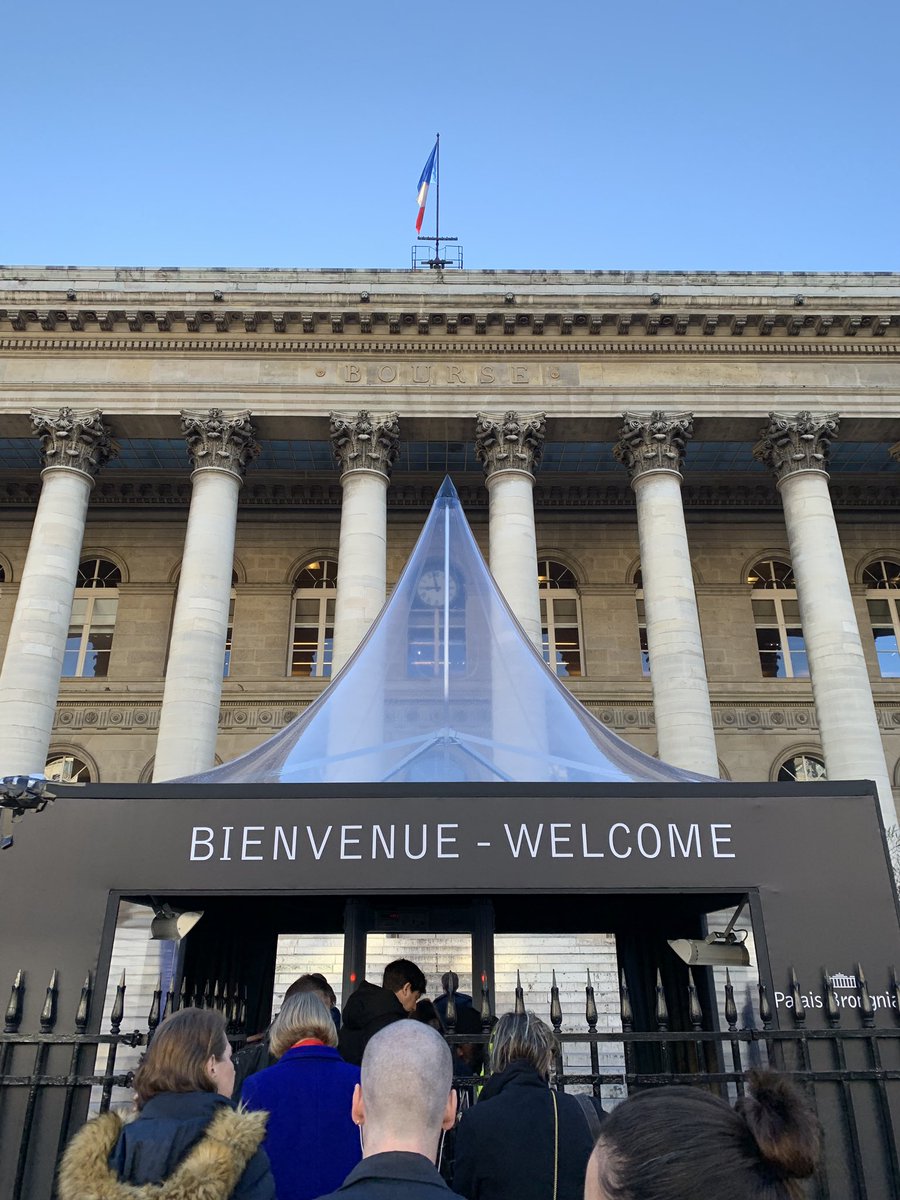 Plein de rendez-vous de qualité au forum ESN de @CMCIC_MS au palais Brongniart #MS_forum
