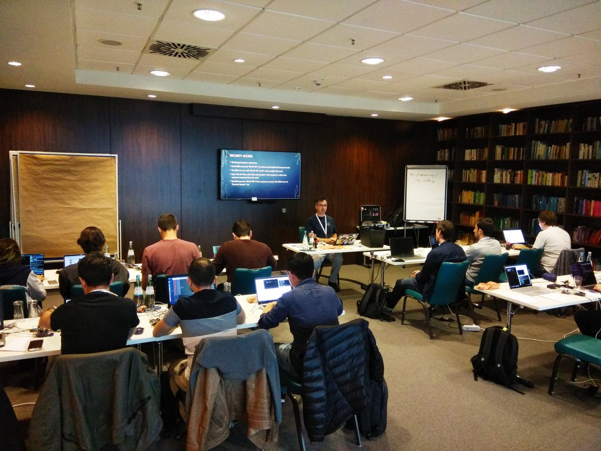 Full room for Practical Car Hacking Training by <a href="/PapaZours/">Guillaume Heilles</a> at #hardwear_io Berlin!