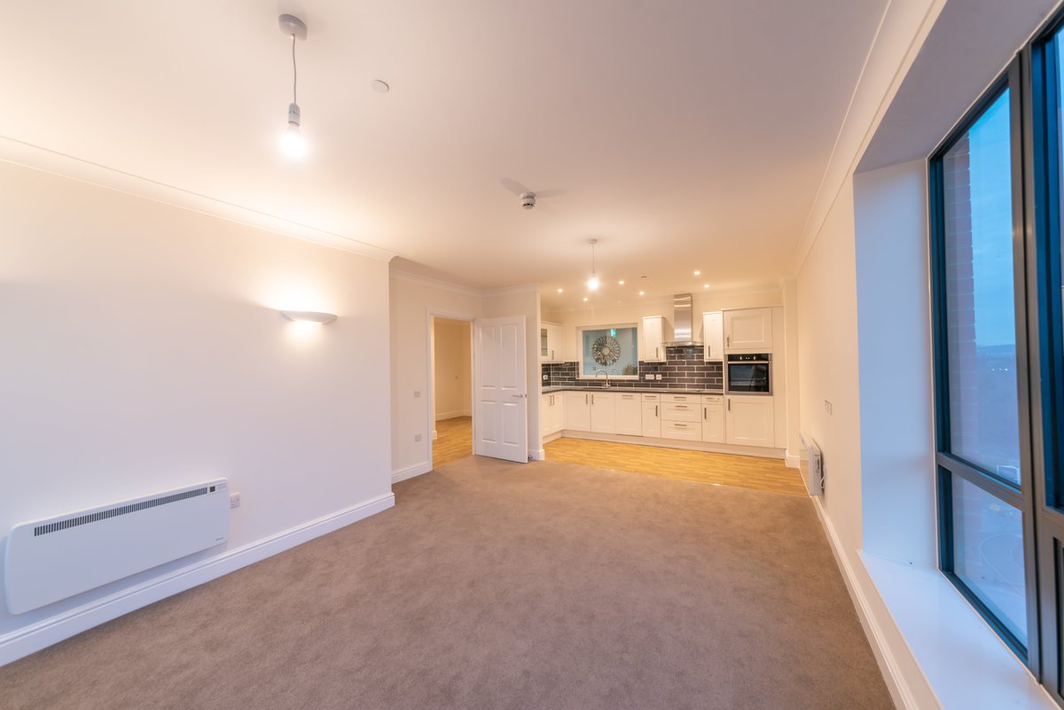 The_ChocolateQ's tweet photo. Opportunity to acquire a coveted corner plot apartment in our exclusive development. This stunning apartment enjoys views towards Keynsham and has a shared terrace located directly outside the front door. To view call 0117 363 7170 #apartmentoftheweek #keynsham #retirement https://t.co/I7L8ig4xeB