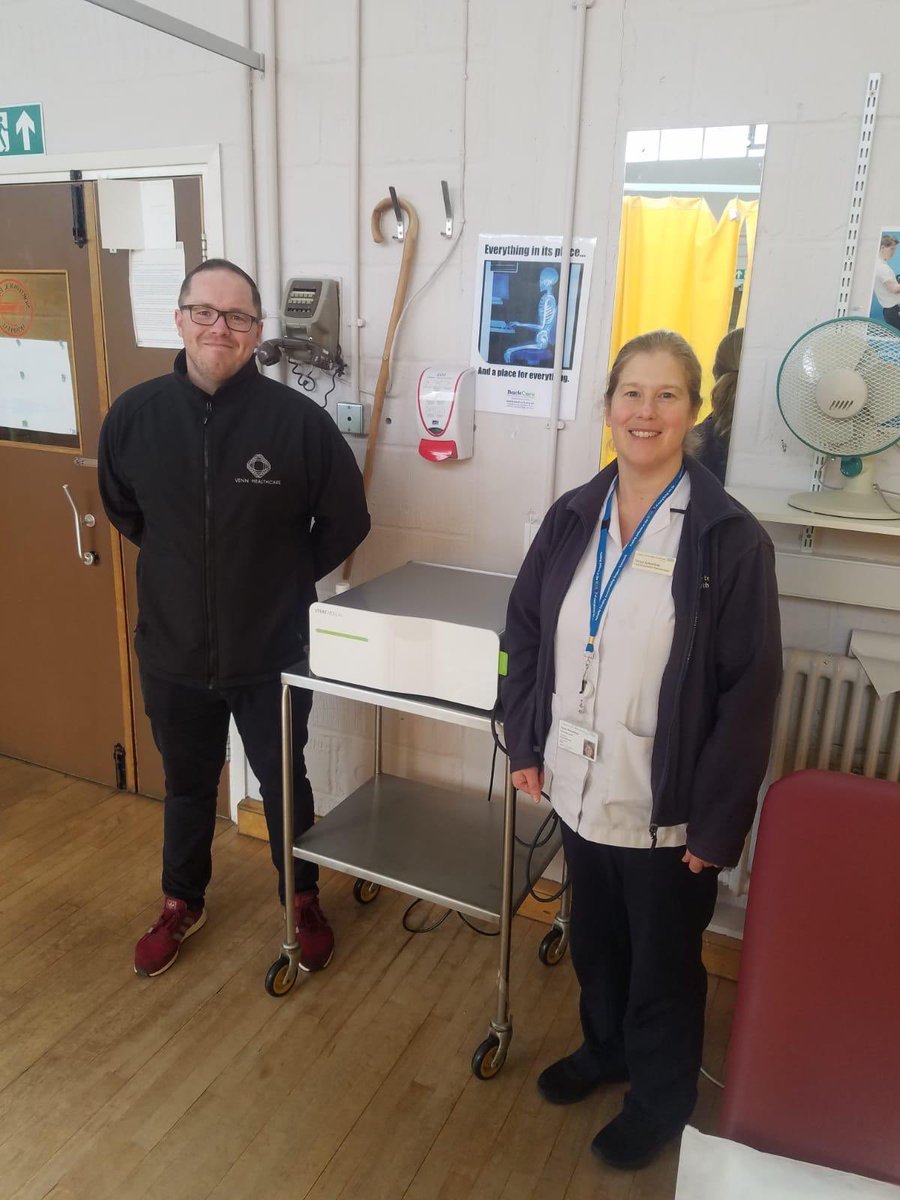 VennHealthcare's tweet photo. Northwick Park NHS with their new Storz Medical MP200 😊
#ShockwaveTherapy #eswt #Shockwave #ShockwaveNHS #ShockwaveWorks
@storzmedical #physio #physiotherapy #podiatry #chiropractic #osteopath https://t.co/opzrLLKqrd