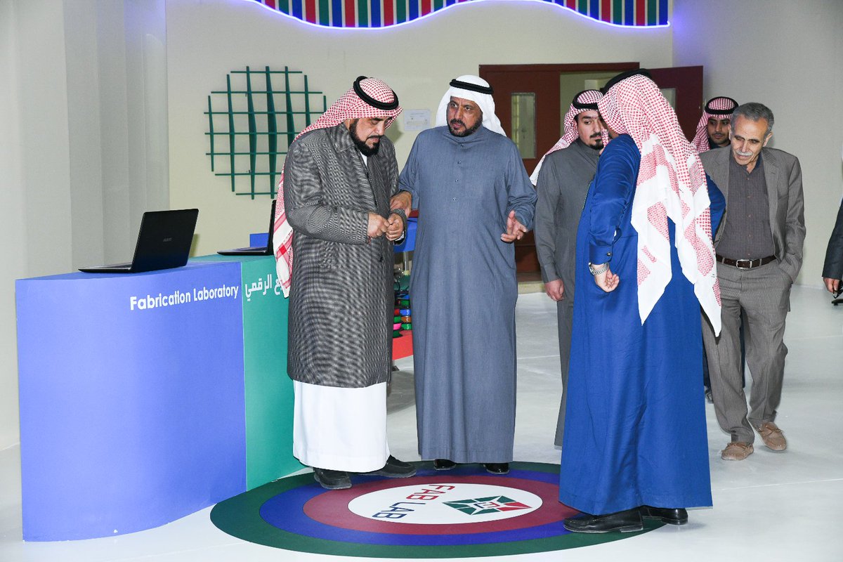 SMPEDUSA's tweet photo. #المعهد_السعودي_التقني_للتعدين  يحصل على الاعتماد الرقمي FAB LAB من جامعة (MIT) الأمريكية والذي يهدف إلى تمكين الابتكارات لدى المتدربين وتطوير مهاراتهم الإبداعية 
https://t.co/uElpKDOKBy

#معادن #التدريب_التقني #إبداع_2019 #موهبة #وطن_مبدع..🇸🇦
#المعهد_السعودي_التقني_للتعدين #عرعر https://t.co/sRuOiHfZ8N