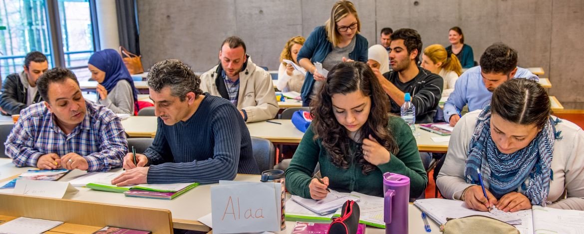 Abschluss und Neubeginn – Qualifizierung geflüchteter Lehrkräfte wird fortgesetzt
weitere Infomationen unter: uni-potsdam.de/de/medieninfor…