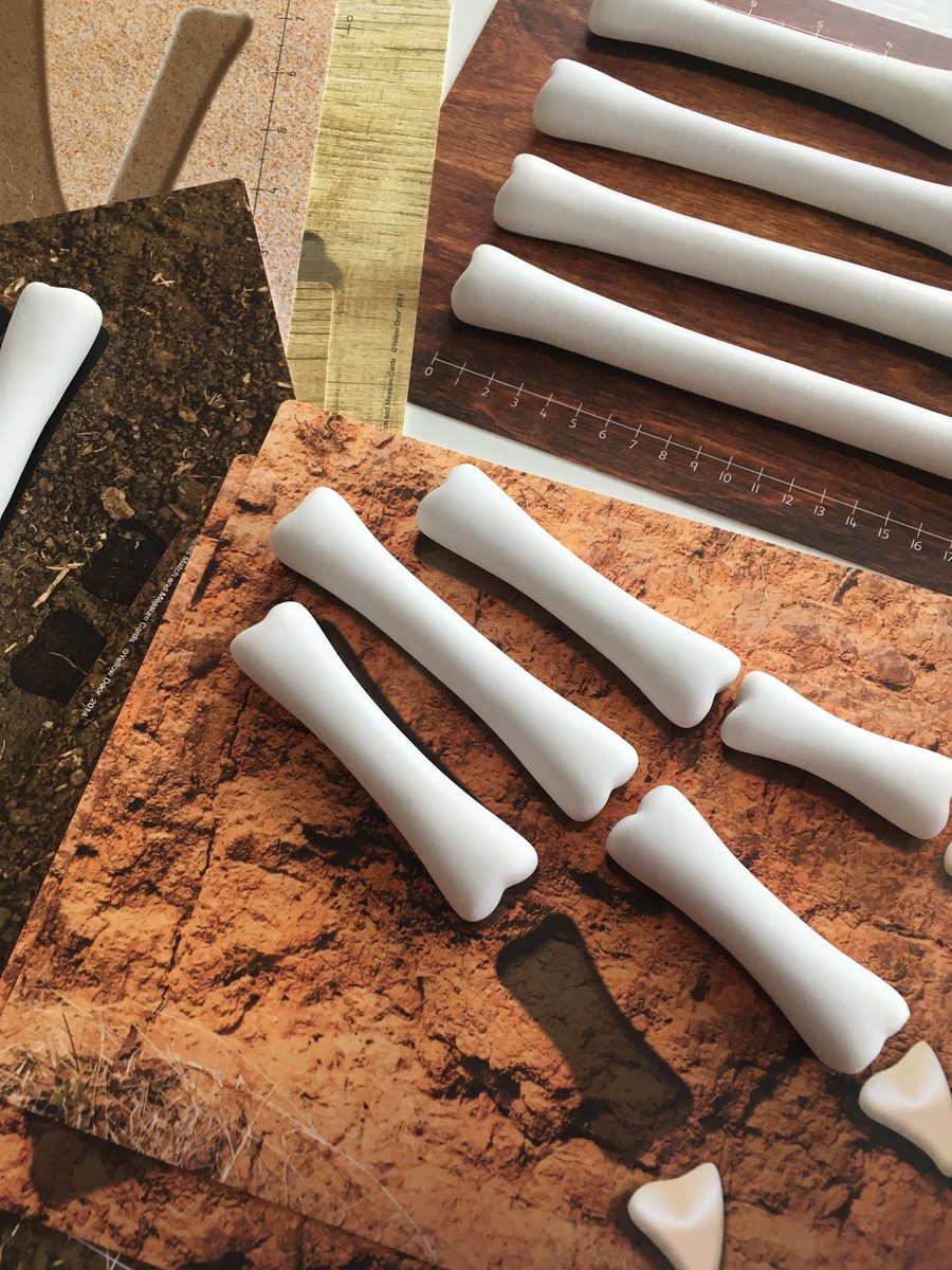 Met deze botten leren kinderen spelenderwijs rekenen - credu.nl/?s=Botten&post…