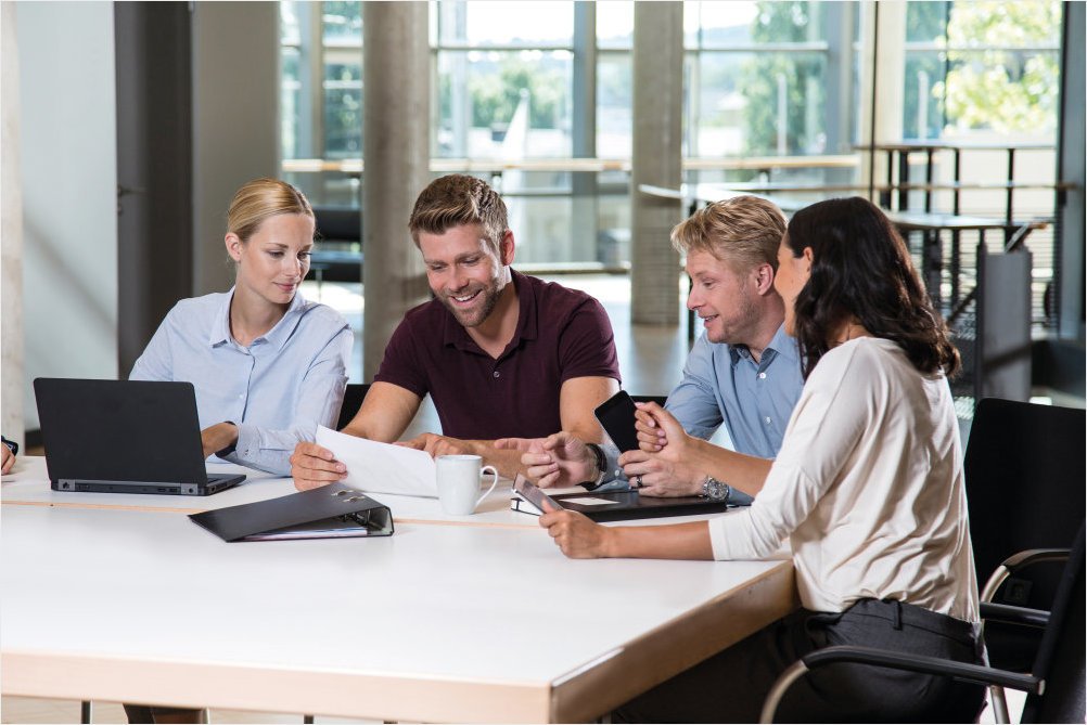 GLS_Spain's tweet photo. #GLSCareer ✍ | ¿Quieres entrar a formar parte de nuestro equipo? ¡Te estamos buscando! Hay vacantes abiertas en Analyst, Comercial o ATC entre otras. Consulta todas ellas en 👉  https://t.co/riesLBzPKc https://t.co/Mdri2aw6Et