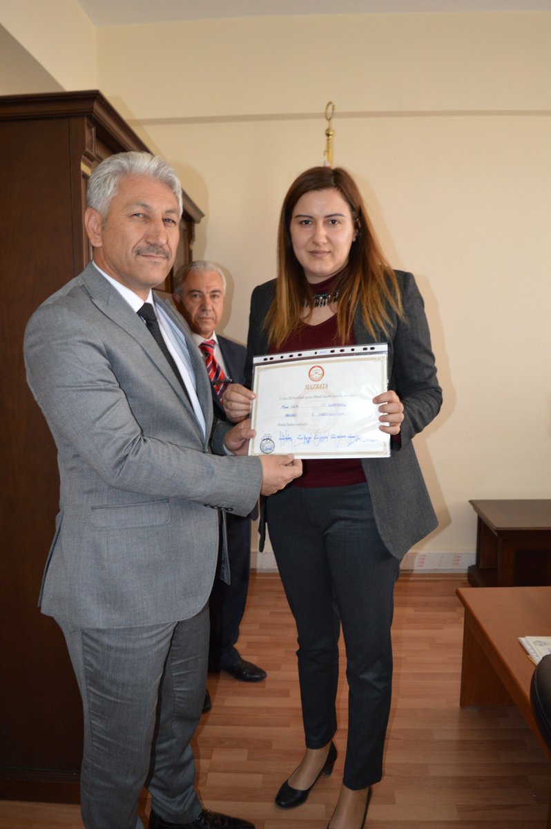skbld's tweet photo. BELEDİYE BAŞKANIMIZ MEMİŞ ÇELİK MAZBATASINI ALDI
31 Mart Pazar günü yapılan mahalli idareler seçimlerinde AK Parti Cumhur İttifakı adayı olarak Belediye Başkanı seçilen Başkanımız @memiscelik06 , mazbatasını alarak görevine başladı. @mehmetozhaseki  @hakanhanozcan @_fatihsahin https://t.co/sW9IlCrRXh