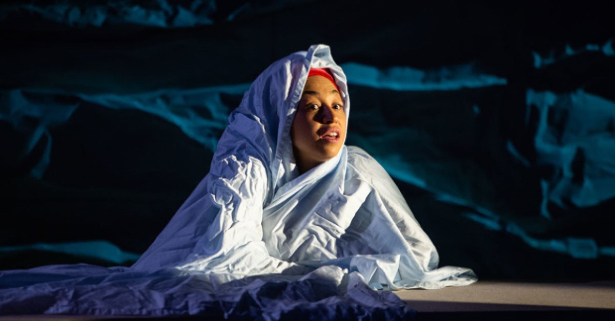 RewriteThisWeb's tweet image. "Simplistic and well defined, this two person show is enough to warm and break your heart at once." #GoingThrough @bushtheatre 

rewritethisstory.com/2019/04/going-…