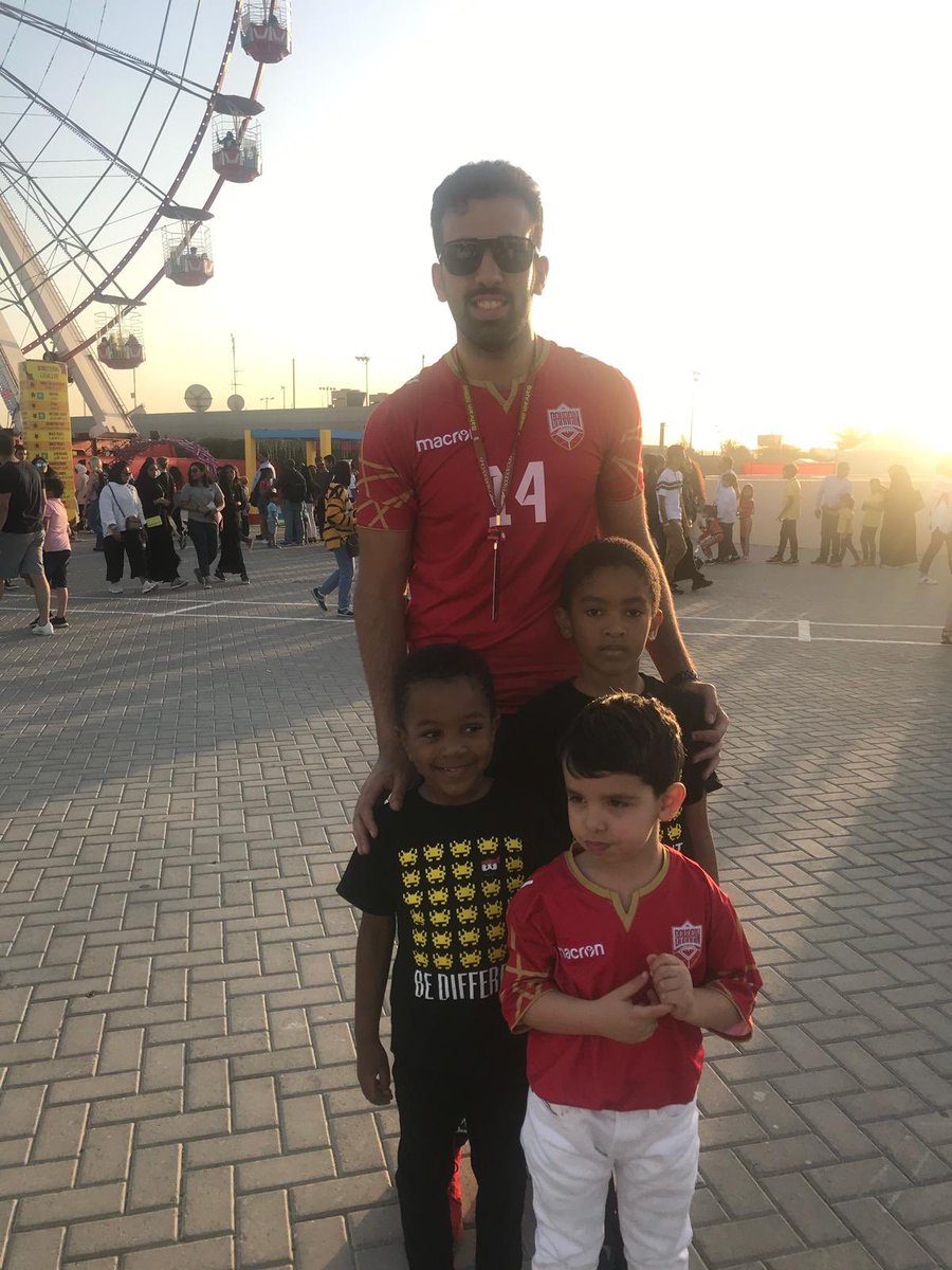 bahrainrazji's tweet photo. أبناء الشهداء أثناء حضورهم فعاليات سباق جائزة #البحرين الكبرى لطيران الخليج للفورمولا واحد 2019 https://t.co/JmG1tLQdk8