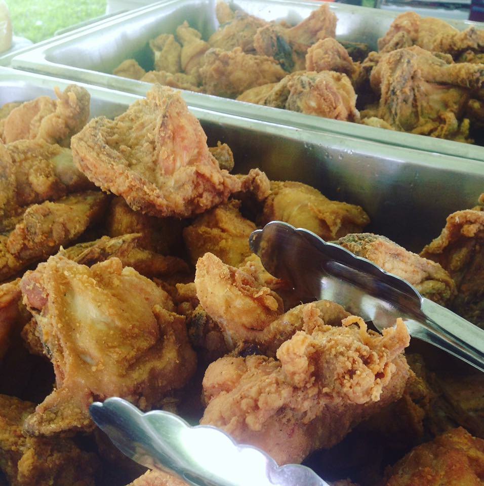 JugsCatering's tweet photo. Jugs Catering is hiring!!! Looking for seasonal help the month of May at the Indianapolis Motor Speedway in the form of suite coordinators, food runners &amp; cooks! If you or someone you know might be interested please share this or have them DM us. Thanks! https://t.co/RHiK3hYTLu