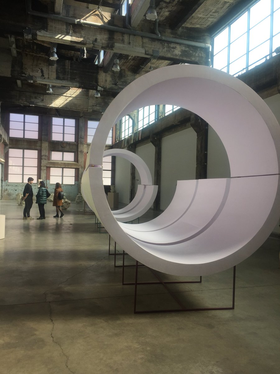 Jerry Saltz tweet media