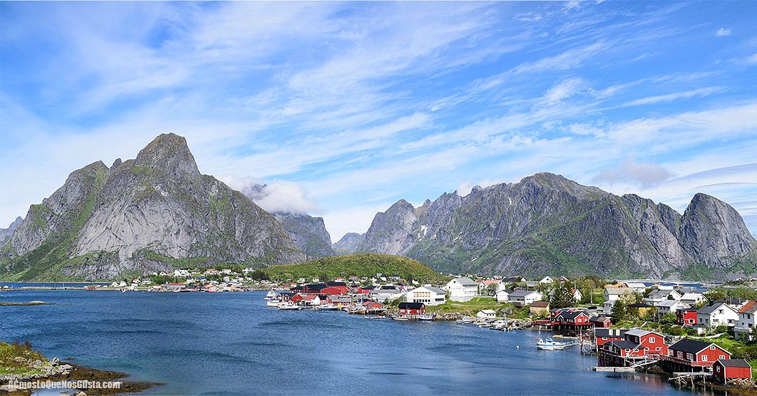 "Pueblos con encanto." #PueblosConEncanto #LugaresConEncanto #Reine #Lofoten #Nordland #Noruega #ACmosNoruega