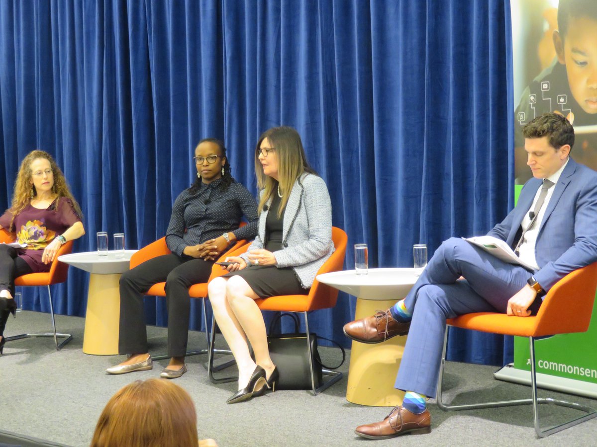 CommonSense's tweet image. "The closer children feel to AI characters, the more they learn from them." -Sandy Calvert from @GUPsychology, talking about raising kids in the #AI age and parasocial relationships. #digitalwellbeing #DWB19