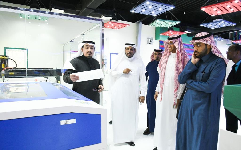 abufahad0208's tweet photo. المعهد السعودي التقني للتعدين يحصل على الاعتماد الرقمي FAB LAB من جامعة (MIT) الأمريكية
https://t.co/iJSX7gTMab https://t.co/2Cewo3A3ue