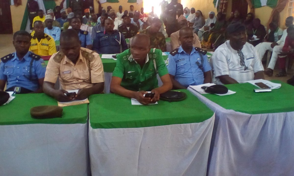 SokotoNoa's tweet photo. National Orientation Agency organized a Zonal Flag-Off Sensitization Programme to curb Post Election Violence and Promote Discipline, Unity and Patriotism tagged "BUILDING A PEOPLE OF PEACE" held at Sokoto North Local Government Conference Hall, Sokoto on 4th April, 2019. https://t.co/Q1mwKKT5S6