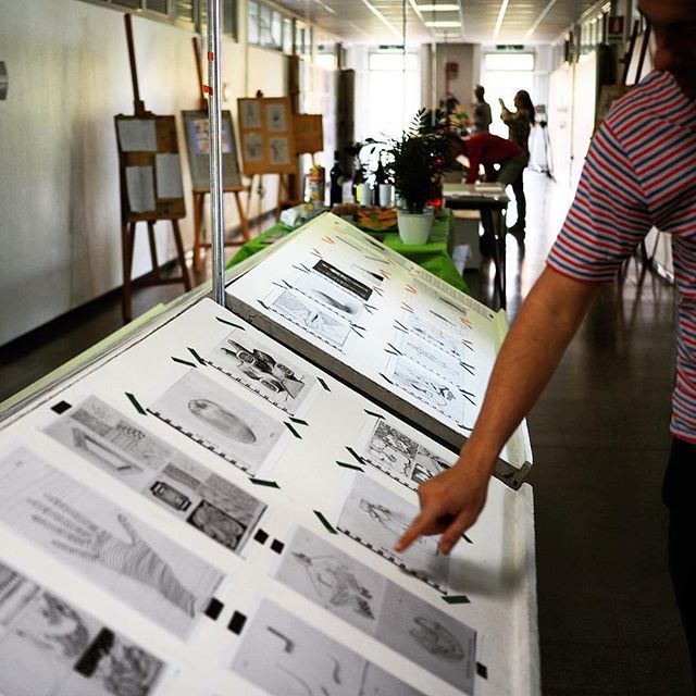 stefi_idlab's tweet photo. #Repost @superarteapplicata · · ·  Si è appena conclusa una settimana davvero speciale: il workshop + mostra finale del nostro incredibile corso online @superdrawing1o1
Studenti da ogni angolo del mondo hanno passato 4 mesi a disegnare insieme (online) e gli ultimi 5 giorni … https://t.co/xIIaaT5nmd