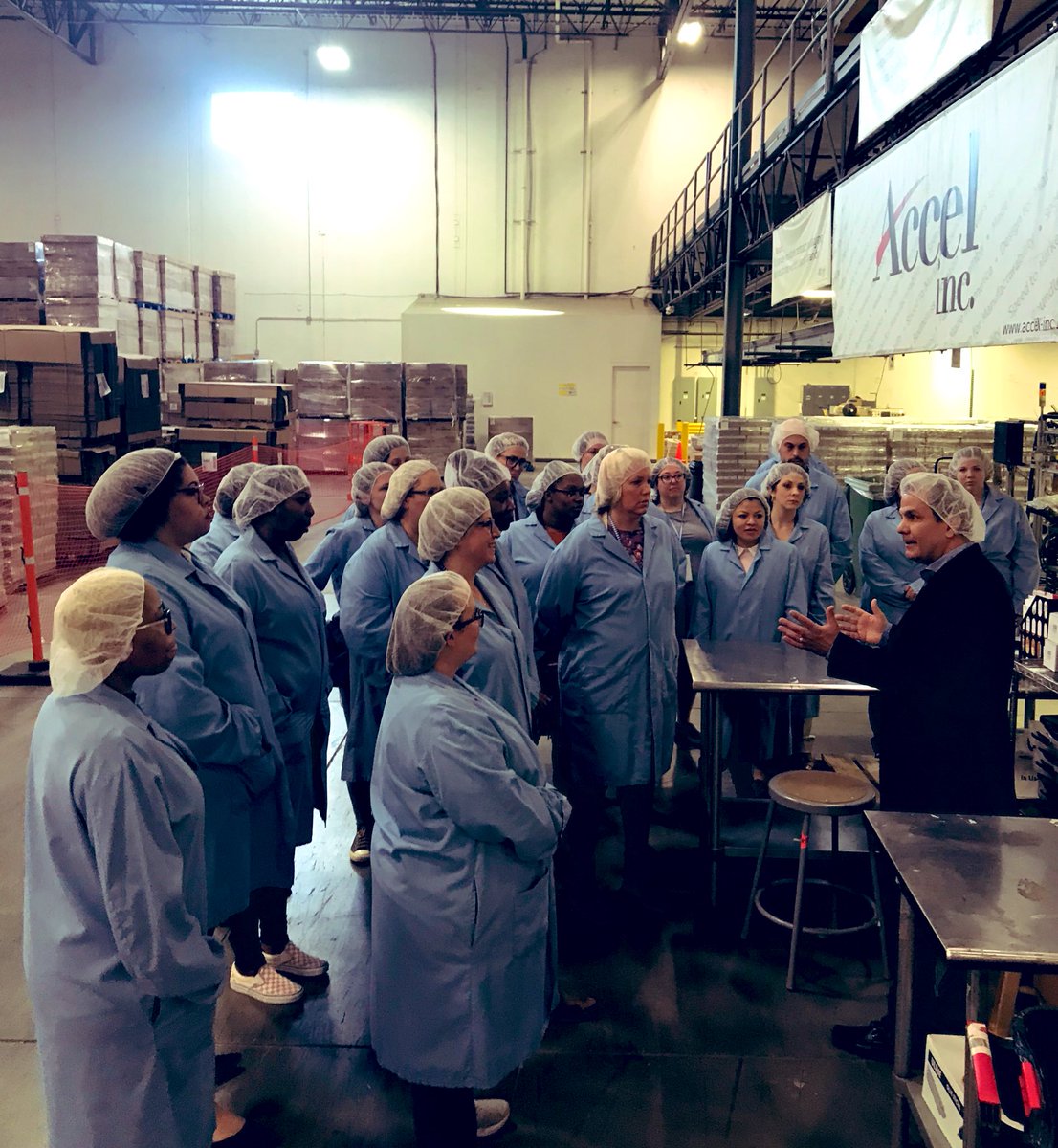 accel_packaging's tweet photo. It was a pleasure showing US &amp; Canadian @bathbodyworks store managers around our facility yesterday. Thank you for stopping by and seeing how we bring it all together. #gifting #packaging #assembly https://t.co/hdWPTDFNKs