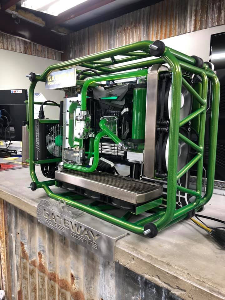InWin's tweet photo. We've seen some impressive #CaseMods with the #InWin D-Frame, but @Chris_Designs_  really created art with this one! 😍😍😍 https://t.co/HDD1eQAPex