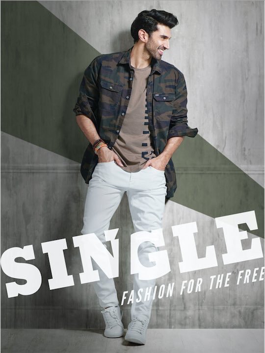 AdityaArabicFC's tweet photo. اديتيا روي كابور في جلسة تصوير لـ @StyledBySingle https://t.co/GgdaSYy5D9