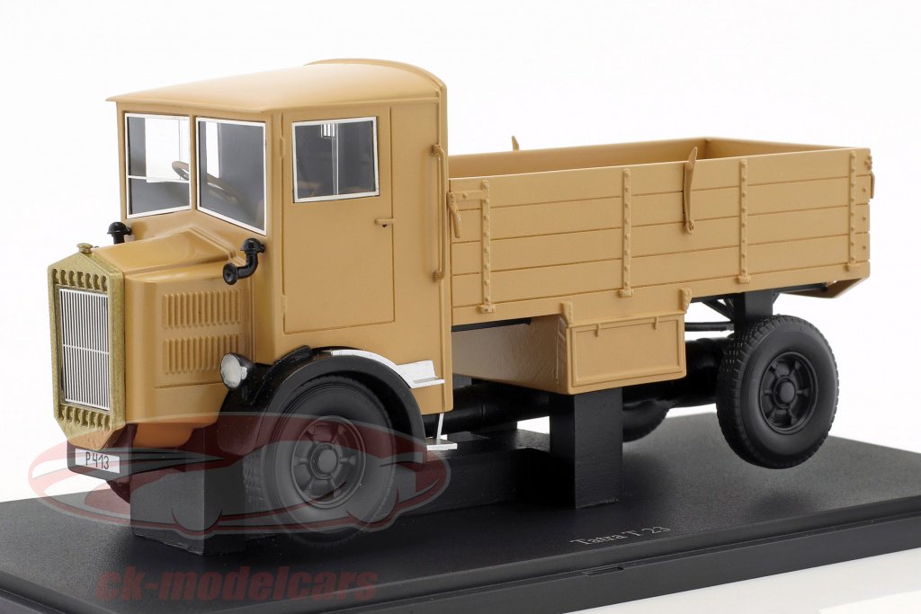CkModelcars's tweet photo. #ThrowbackThursday with #modelcars scale 1:43 by #AutoCult: #Kaimann MK4 Formel Vau #Lauda #NikiLauda 1969 / #BMW 531 1951 / #trucks #Tatra T23 1931 lim 333 pcs visit https://t.co/KA0U1AiAZe 👍👍👍👍👍#miniatures #modellautos https://t.co/YoMCqjZ93x
