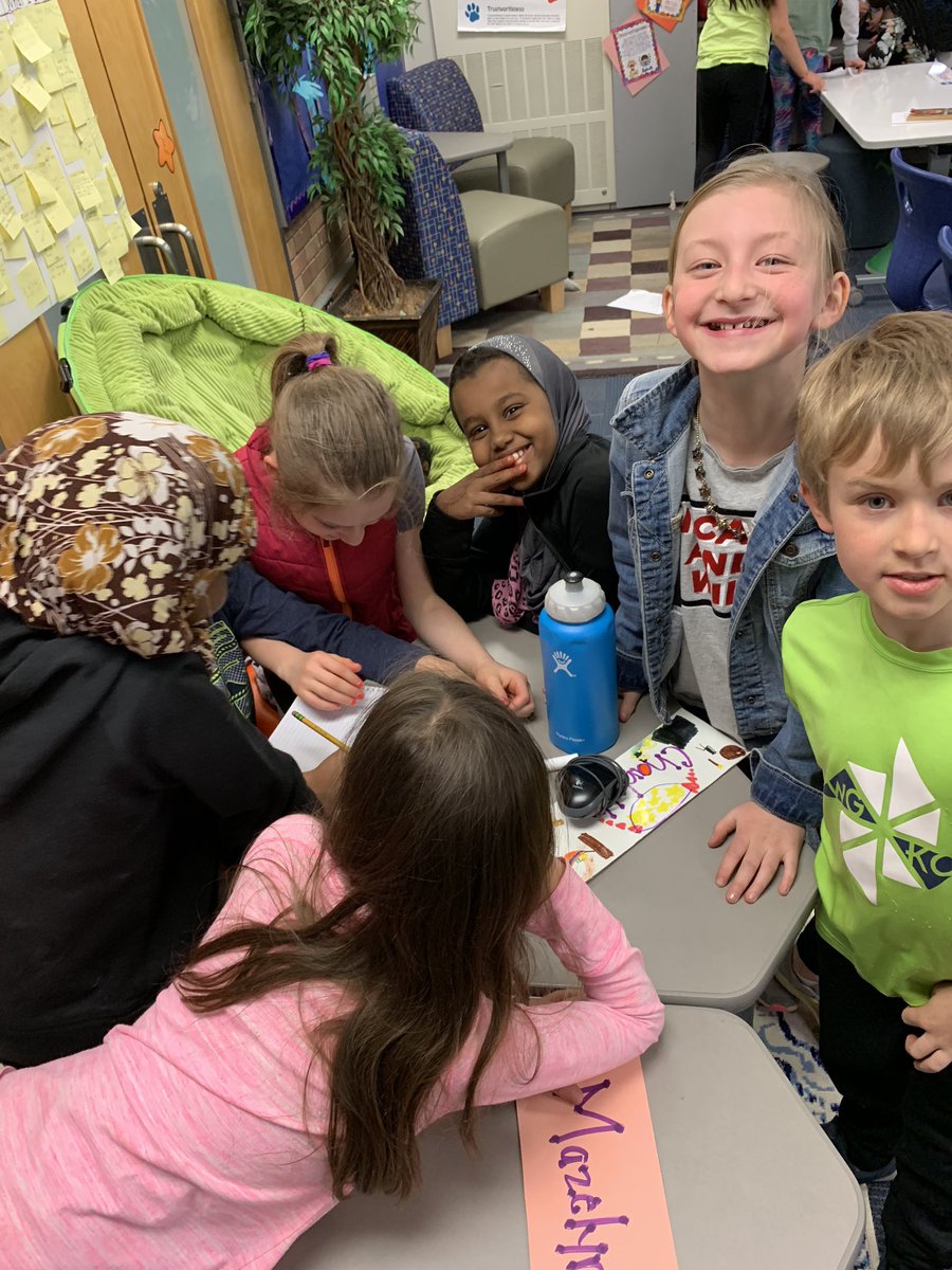 MsMeglindsay's tweet photo. Group work—making our inference riddles!! https://t.co/BYhfsSOMTl