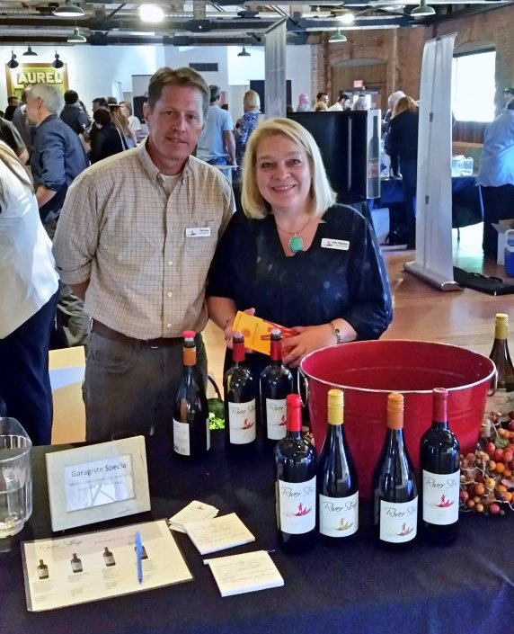 BCWineTrends's tweet photo. Check out the fine wines from the Oliver/Osoyoos wineries.🍇🍷🥂
https://t.co/oagElO8smv
@HCWinery @CastoroWinery @drinkriverstone @OsoyoosLarose #bcwine https://t.co/6O7BroeAuK