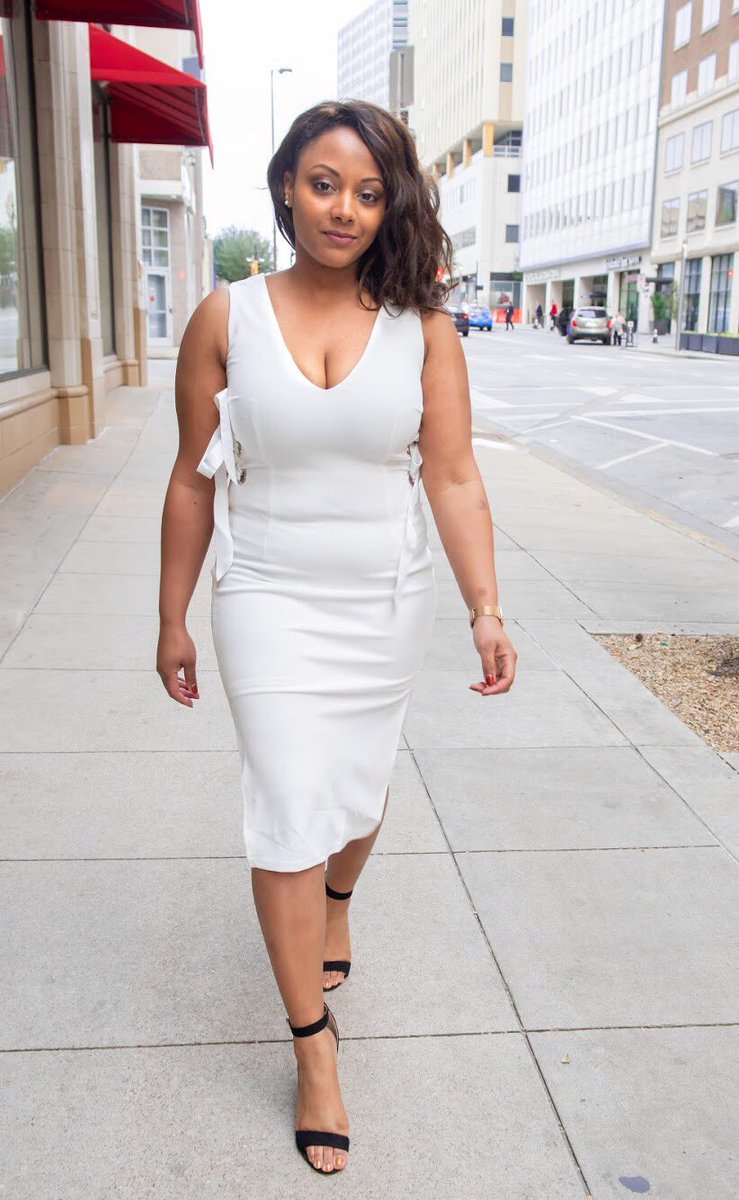 TheChicShop__'s tweet photo. Just serving up a lil #thursday slayy 💅🏽👌🏽😌
.
.
•'White Dress' | with lace up sides
•Size: S, M,L....
•Available: https://t.co/Ni1r2KOMpl
.
#thechicshopdallas 👗 #chicfashion #whitedresses #Fashionista #streetchic #blkcreatives #dallasfashionblogger #ootdfashion https://t.co/QTrBE8XUxM