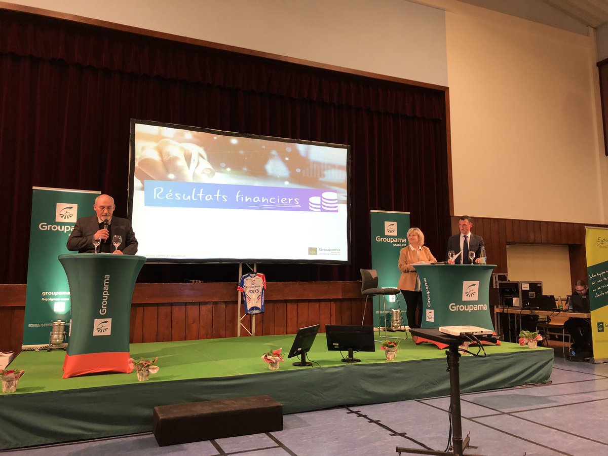 tschaal_GGE's tweet photo. À l’#AssembléeGénérale de la caisse locale @GroupamaGE du Gloeckelsberg ! Le président Jean-Michel SCHAEFFER on Stage avec @chirschmann_gge dans une ambiance studieuse et conviviale ! #Mutualisme #Groupama https://t.co/gCtQ7OmKXj