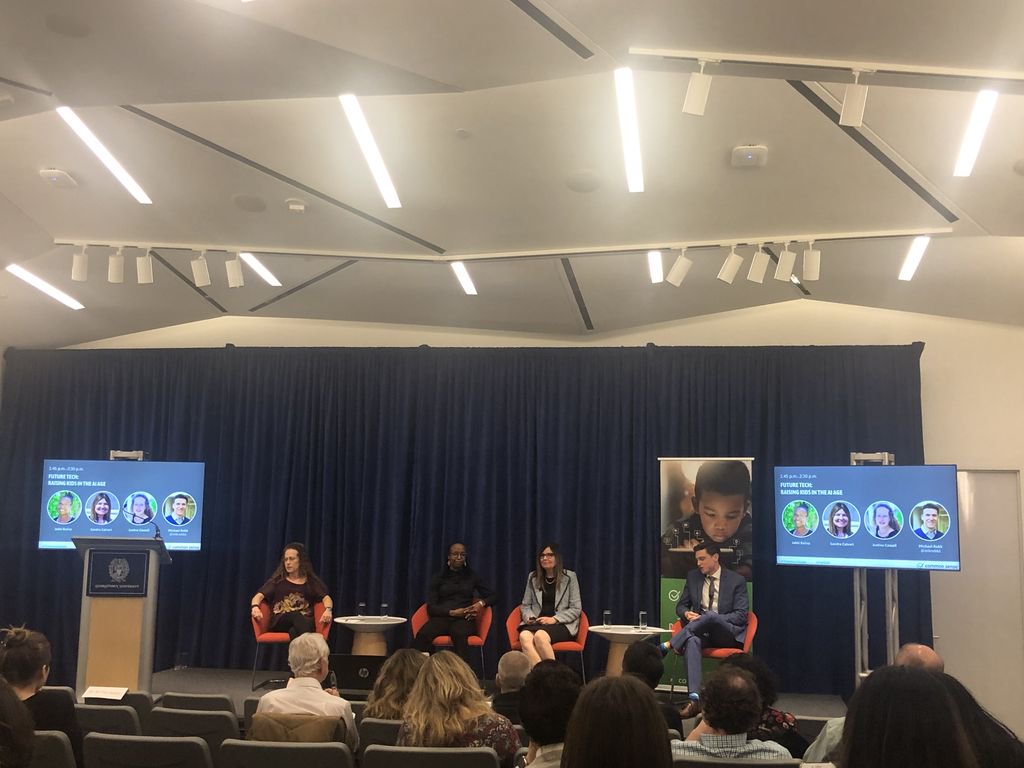 KushlevPhD's tweet image. Sandy calvert from the @GUPsychology speaks about the role of #AI at the #truthabouttech conference at @Georgetown. Hosted by @CommonSense. The closer children feel to AI characters, he more they learn from them.