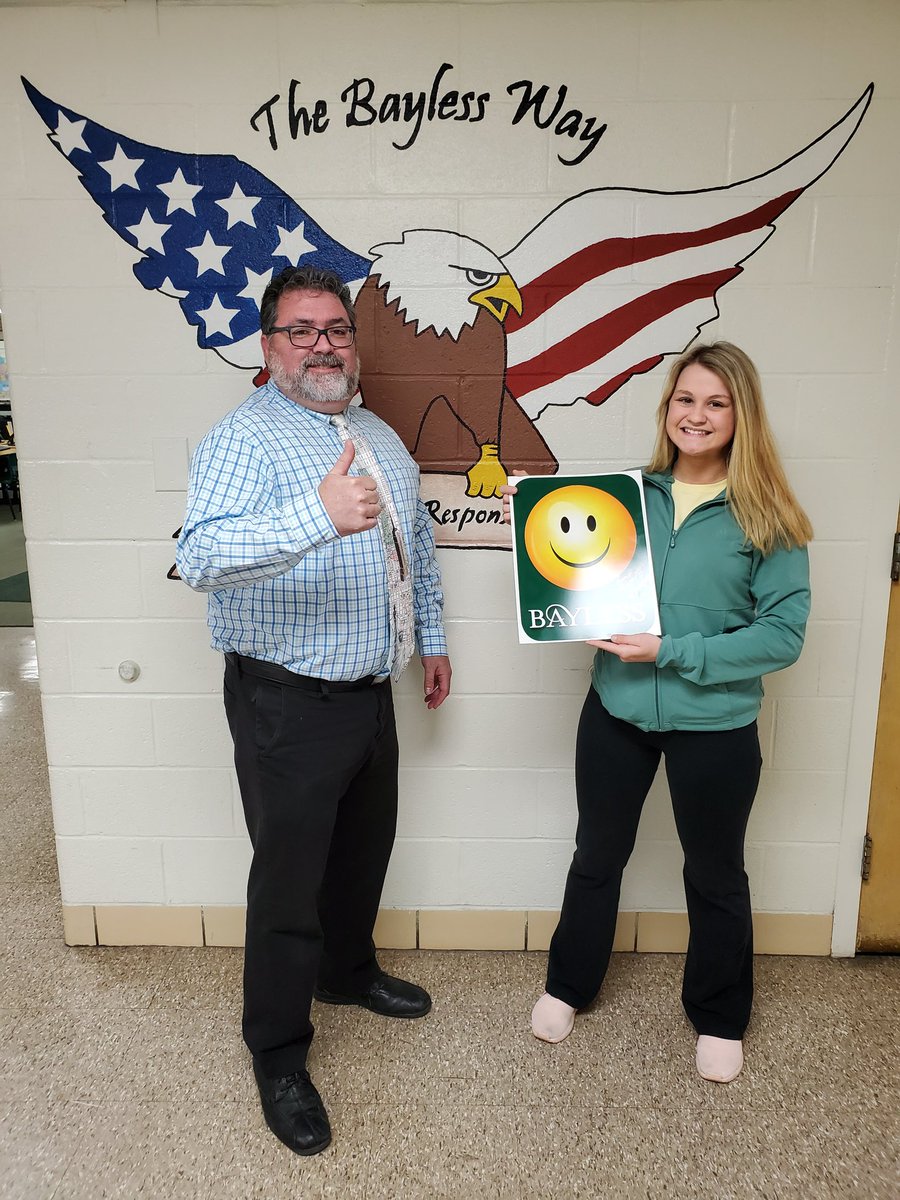 bhs_stl's tweet photo. Tayler lives "The Bayless Way".  She makes Bayless a great place.  #caughtwithcharacter #bhsawesome #iwantmoreofthat https://t.co/T1cdZhd9IT