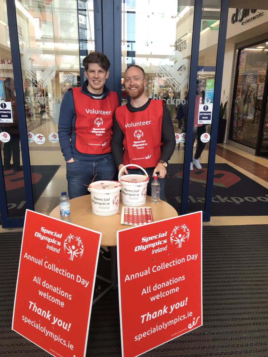 Dell Volunteers at Special Olympics Collection Day in Cork #iworkfordell #PlayYourPart #CollectionDay #SpecialOlympics #lifeatdell #Cork
