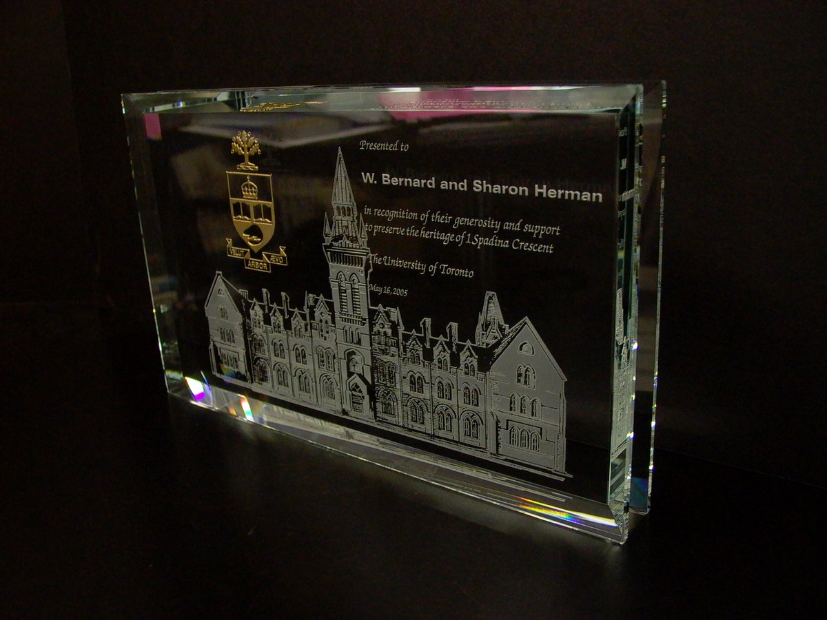 PresEnvironment's tweet photo. Stunning optical crystal recognition pieces we designed and produced for U of T over a decade ago.  #TBThursday #DonorRecognitionDoneRight #Recognition https://t.co/bUW9yQMuUD