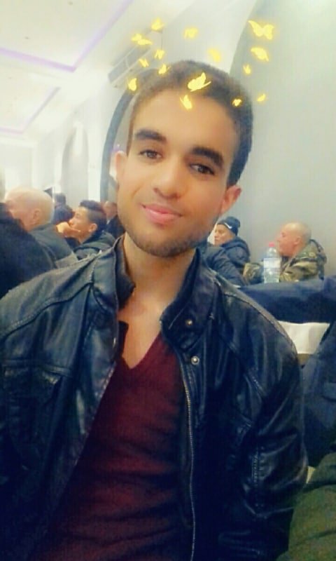 meddeb_houssem's tweet image. ﻟﻴﺲ ﻫﻨﺎﻙ ﻣﻦ ﻳﻤﻨﻌﻚ ﺃﻥ ﺗﺒﺘﺴﻢ ﻭﻟﻴﺲ ﻫﻨﺎﻙ ﺷﻲء
ﻳﺴﺘﺤﻖ ﺍﻟﺤﺰﻥ ، ﺍﻟﺤﻴﺎﺓ ﻣﺘﻘﻠﺒﺔ ﻭﻋﻠﻴﻚ ﺃﻥ ﺗﻘﺘﻨﻊ ﺃﻥ
ﺍﻟﻤﺎﺿﻲ ﻣﺎﺕ ﻭ ﺍﻟﻘﺎﺩﻡ ﻗﺪ ﻛﺘﺐ
#houssem