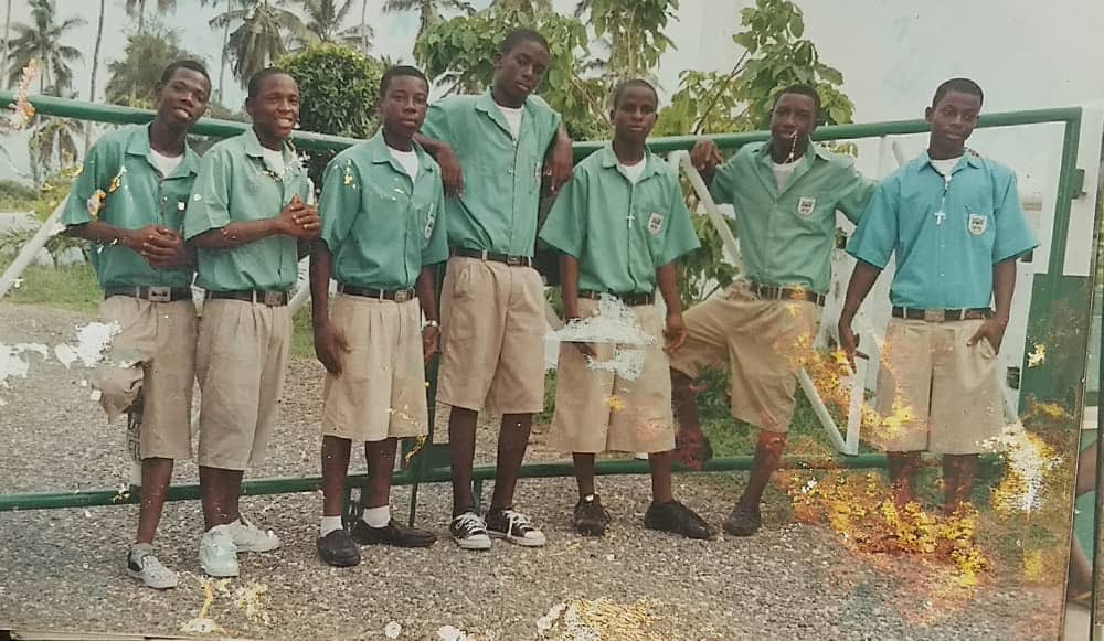 Your geng can’t sit with us chale. Hardest killers jn the yard #ThrowbackThursday #APSU09 #APSUHOPSA09