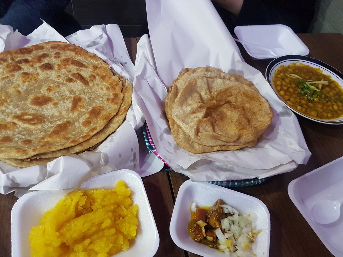 A fantastic day for <a href="/HathershawC/">Hathershaw College</a> chai ladies. Day trip to manchester starting with tradional South Asian desi nashta breakfast followed by a walk down Rusholmes curry mile. #ReducingIsolation #Makingfriends #MeTime #Supportingoneanother