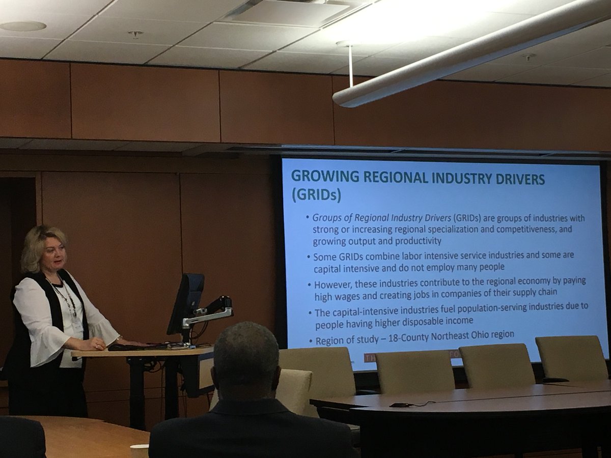 CSULevinForum's tweet photo. @CSU_Urban the Center for Economic Development sharing recent data on inclusion and NEO economic drivers. https://t.co/dCuIcjZm3o
