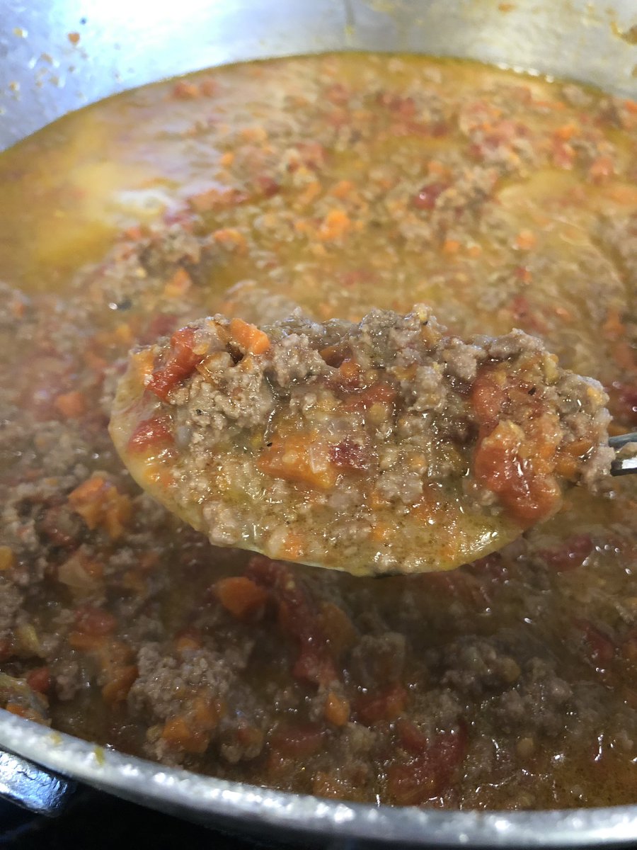 matthewjennings's tweet photo. Nothing to see here. Just a five hour #bolognese. Move along. #recipedevelopment #fullhearttweet #foodwithheart @fullhearttweet https://t.co/6tUeOoqauT