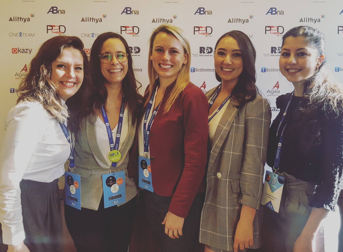 pmimontreal's tweet photo. L’équipe derrière les médias sociaux cette année en cette 10e édition du #SymposiumGP! Suivez-nous et partagez vos meilleurs moments au cours de l’événement :) cc @emilie_monette @AudreySirois https://t.co/jiSffASMeu