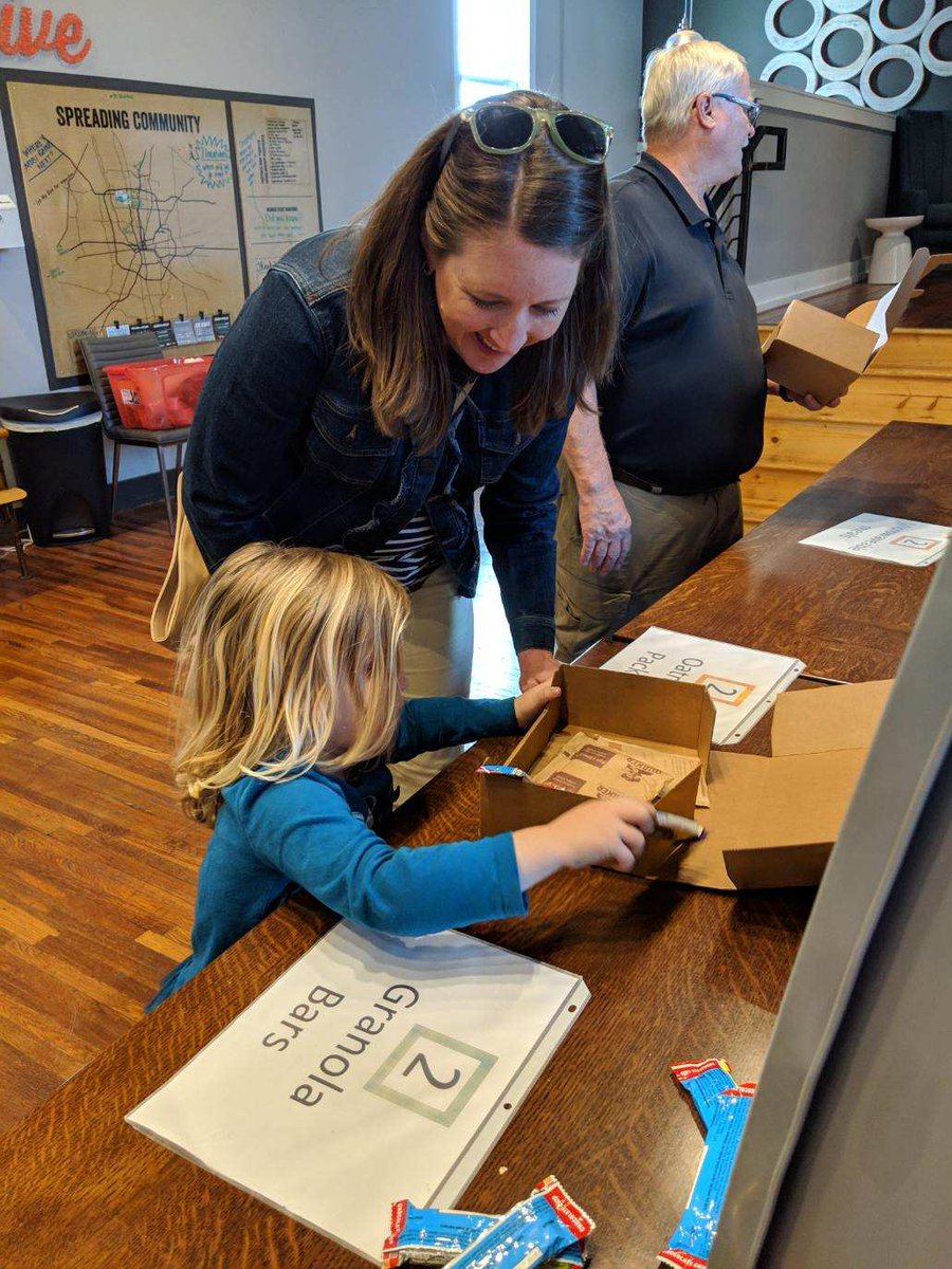 FMFOhio's tweet photo. 📣Shoutout to COhatch and Old Worthington Partnershipfor having us yesterday! 📣 We hope all who were able to come by #WorthingtonFirstWednesday has some fun and were able to stop by Family Mentor Foundation's table and pack a buddy box or two! 📦❤️

#familymentorfoundation https://t.co/MYbXLBv8VO