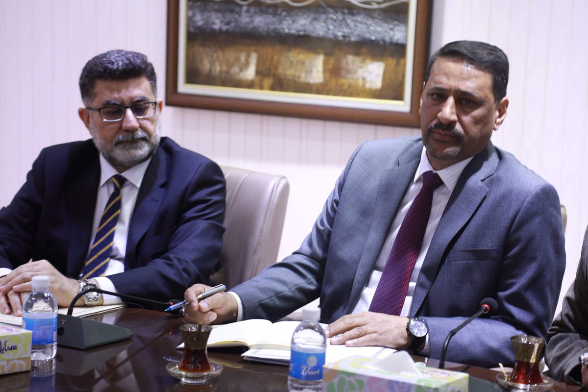 AlaAlwan1's tweet photo. وزير الصحة والبيئة يستقبل وفد من دائرة صحة بغداد الكرخ https://t.co/7tZFP7FuE4