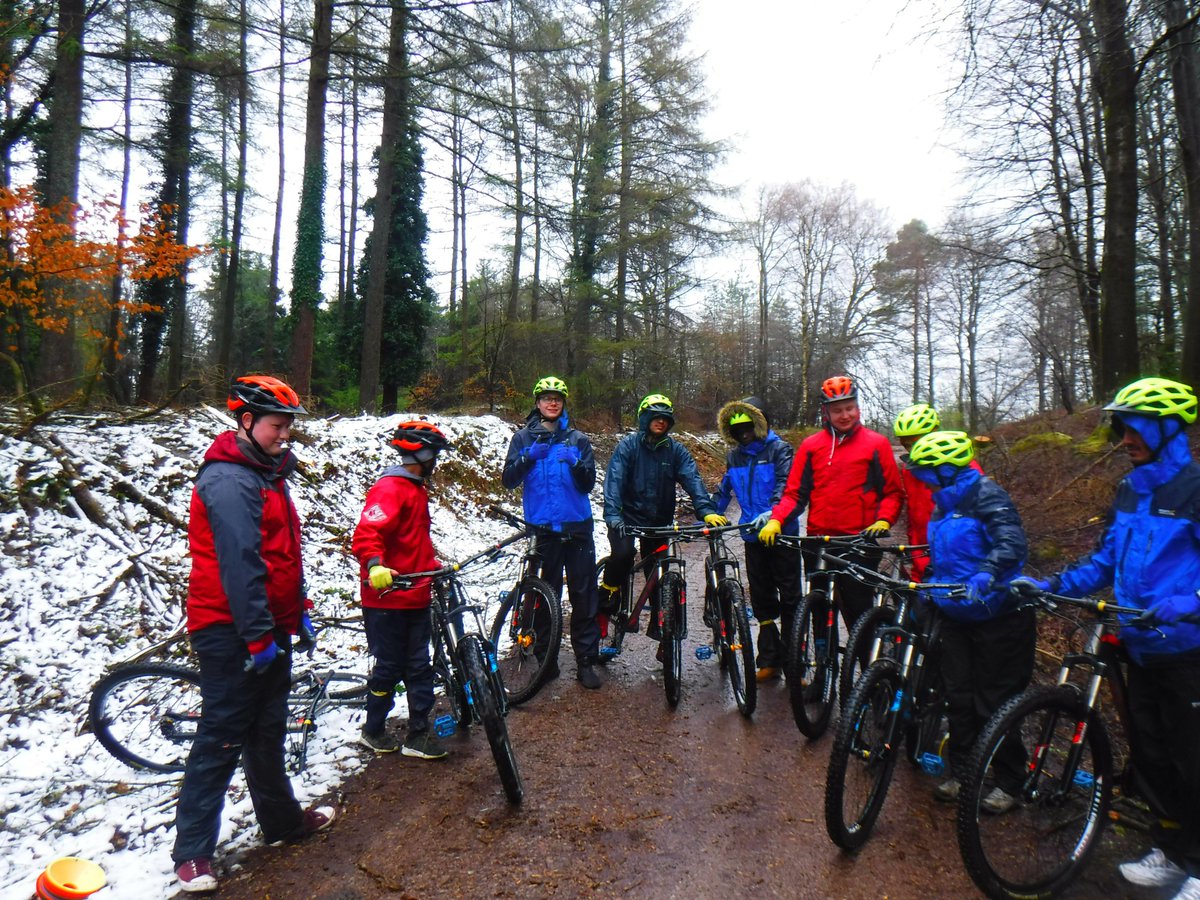 A great enrichment session for GC Oudoor Ed leading a MTB session for some GC ESOL students......not to be daunted by the weather
#cinderfordoutdooradventure, #forestofdean, #sunshine, @cinderfordtc @CinderfordTimes #cinderford, #practicallearning, @Gloscol @forestofdeanol