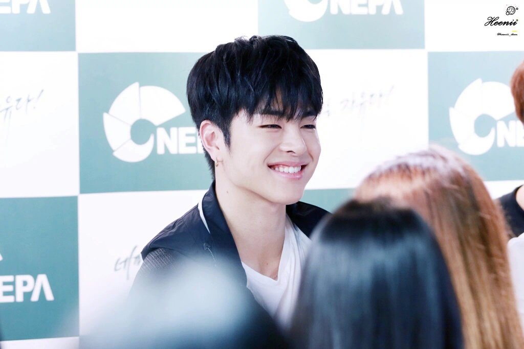 Time changes, but his smile is still beautiful.  #JUNHOE  #JUNE  #iKON  #구준회  #준회  #아이콘  #ジュネ